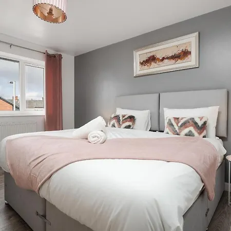 Spacious 5Br - Coop Live & Etihad - Pool Table Manchester Exterior photo