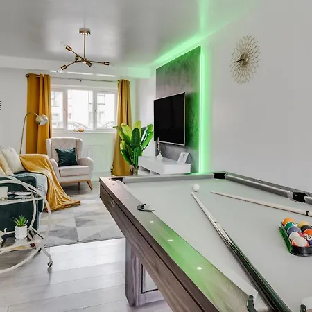 Spacious 5Br - Coop Live & Etihad - Pool Table Manchester Exterior photo