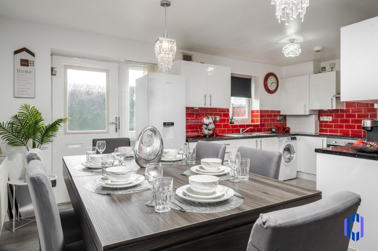 Spacious 5br - Coop Live & Etihad - Pool Table Manchester