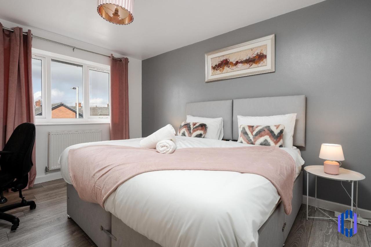 Spacious 5br - Coop Live & Etihad - Pool Table
